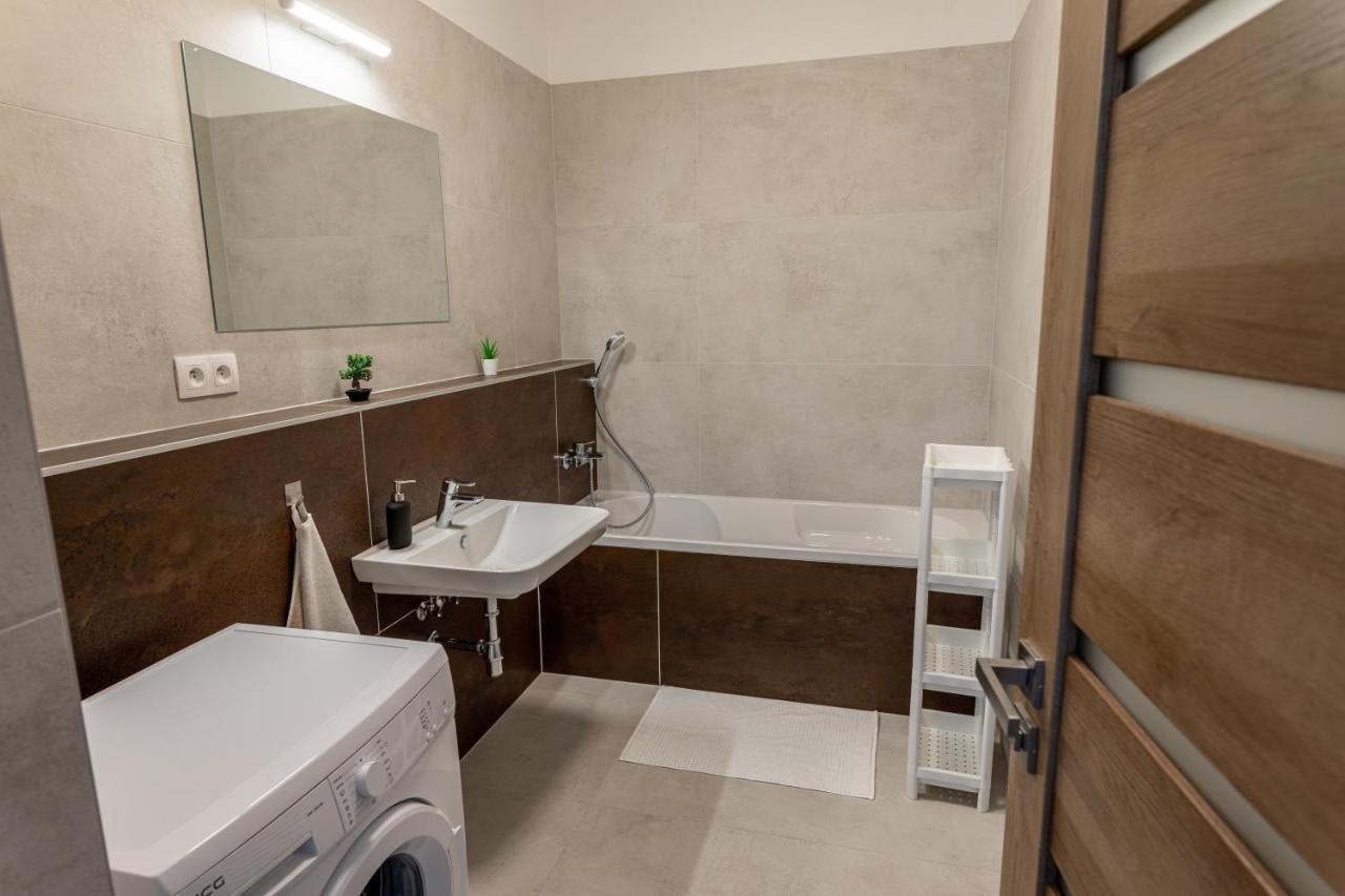 Stresny Aparman Pri Mlyne Apartment Skalica Luaran gambar