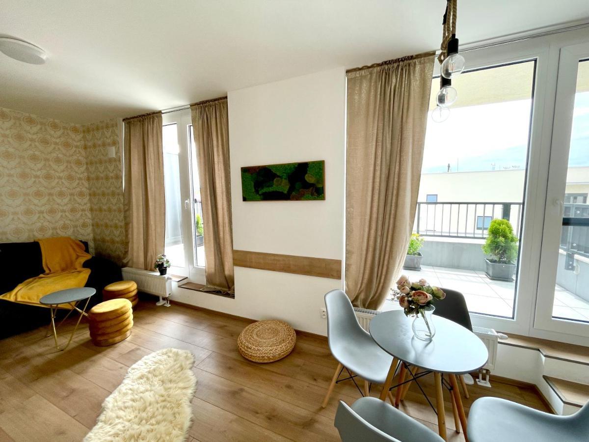 Stresny Aparman Pri Mlyne Apartment Skalica Luaran gambar